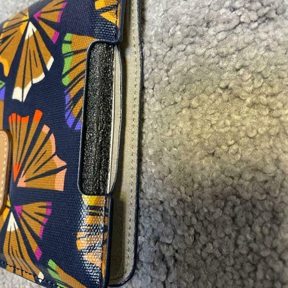 Fossil Authentic Fossil SHORT Live Vintage TABLET Cover BLUE MULTI SL4345403 - Picture 6 of 8